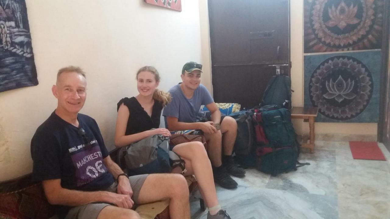 Mother Hostel バラナシ エクステリア 写真